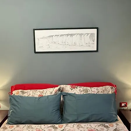 Apartment Fr25 Holidays And Workstays