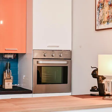 Fr25 Holidays And Workstays Apartment Trieste